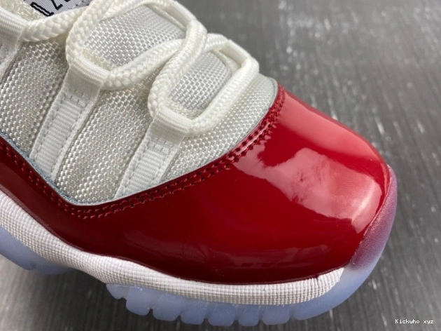 CT8012-116 11 Retro Air 'CHERRY' Jordan 0802